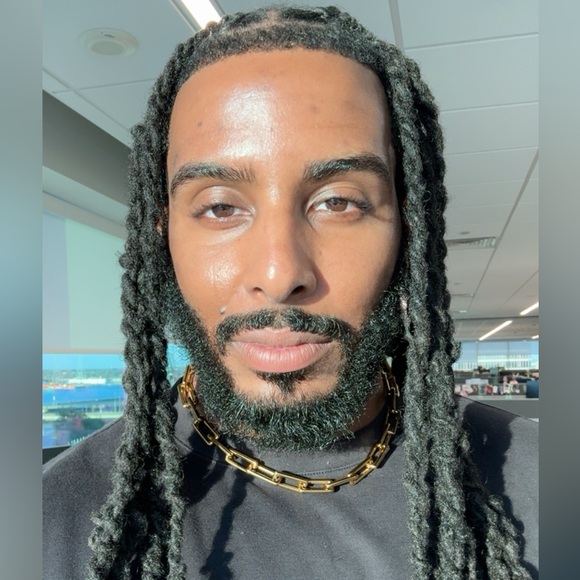 Meet your Posher, Matthew - Picture 3 of 6